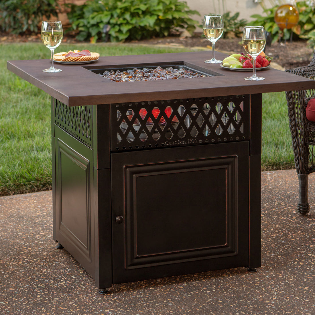 DualHeat by Endless Summer, The Dakota, 38 Square LP Gas Outdoor Fire Pit/Patio Heater