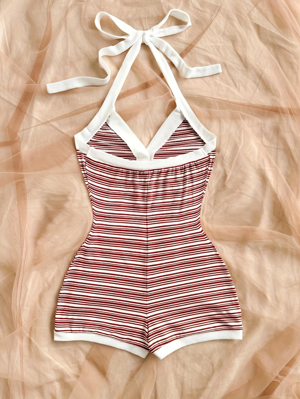 vintage red white striped contrast