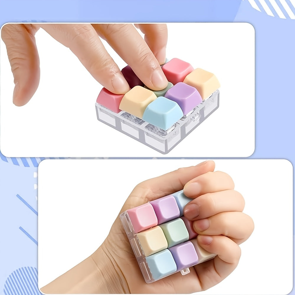 1pc random color 9 key mechanical keyboard keychain colored
